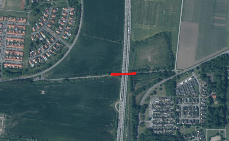 Bilden visar Svanetorpsvägen i Lomma. Ett rött område markerar aktuellt område för trafikavstäningen mellan den 14 och 15 september.