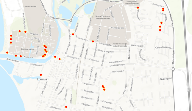 Karta över Lomma. Röda prickar visar var problemen är mest förekommande, området i Lomma Hamn är mest markerat.